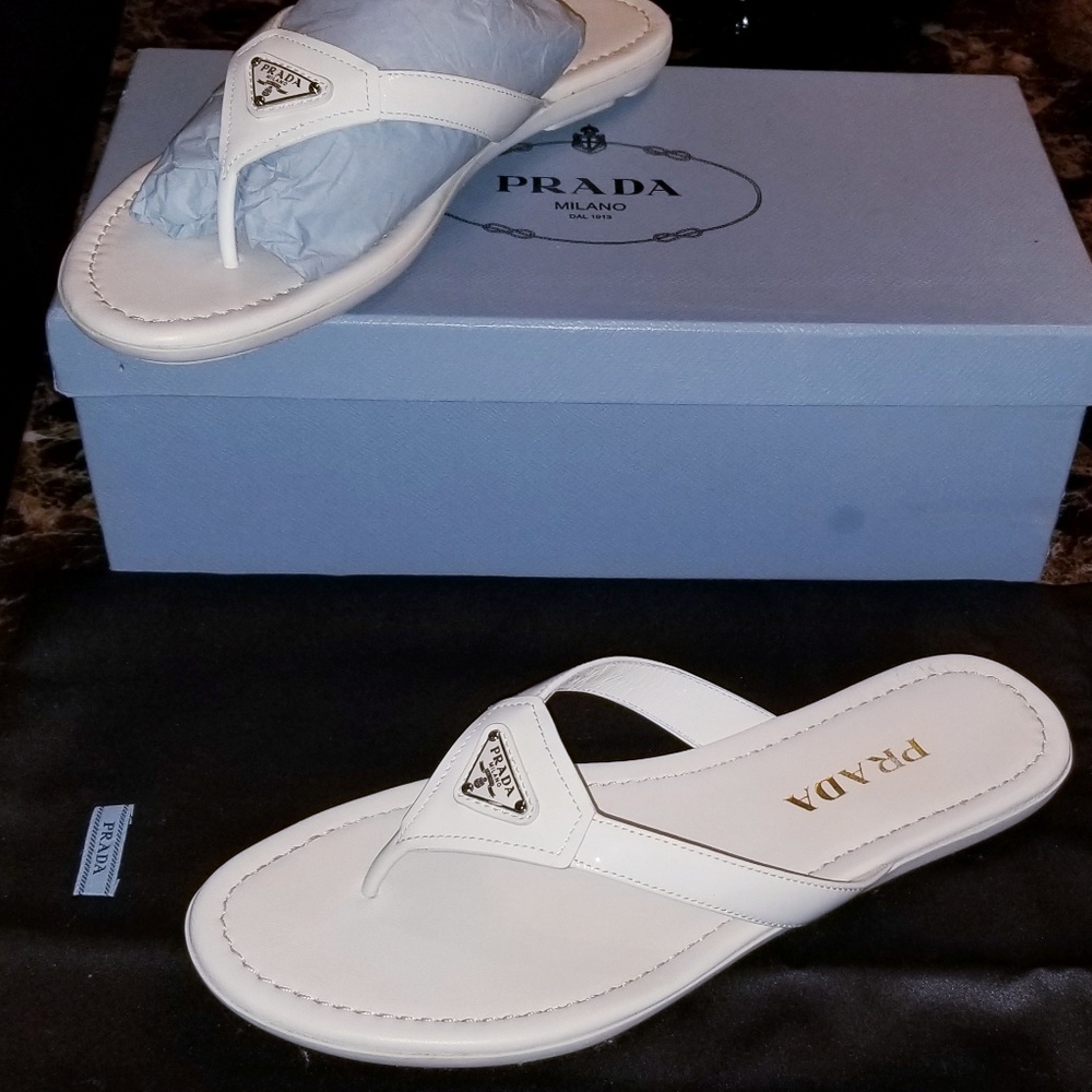 Prada women sandals - Picture 1 of 4